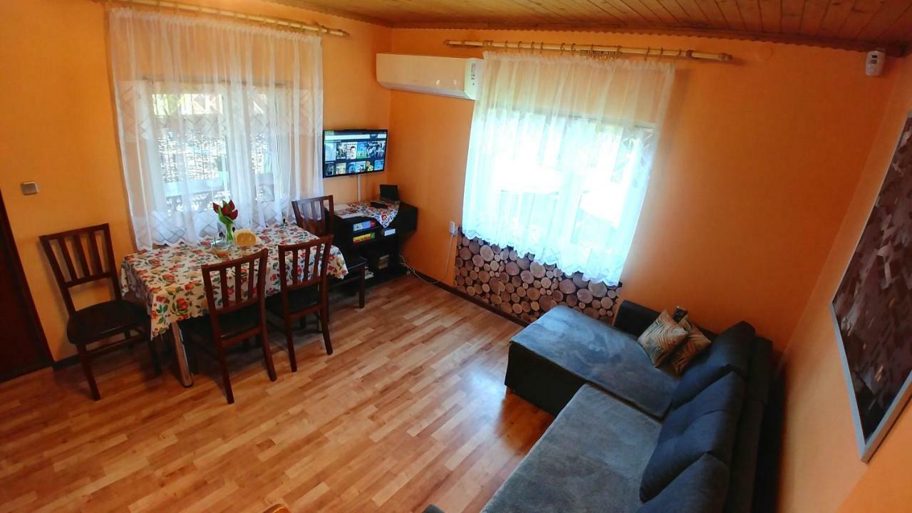 Domek "Igor" Nad Jeziorem Zywieckim W Zarzeczu Zarzecze  Exterior photo
